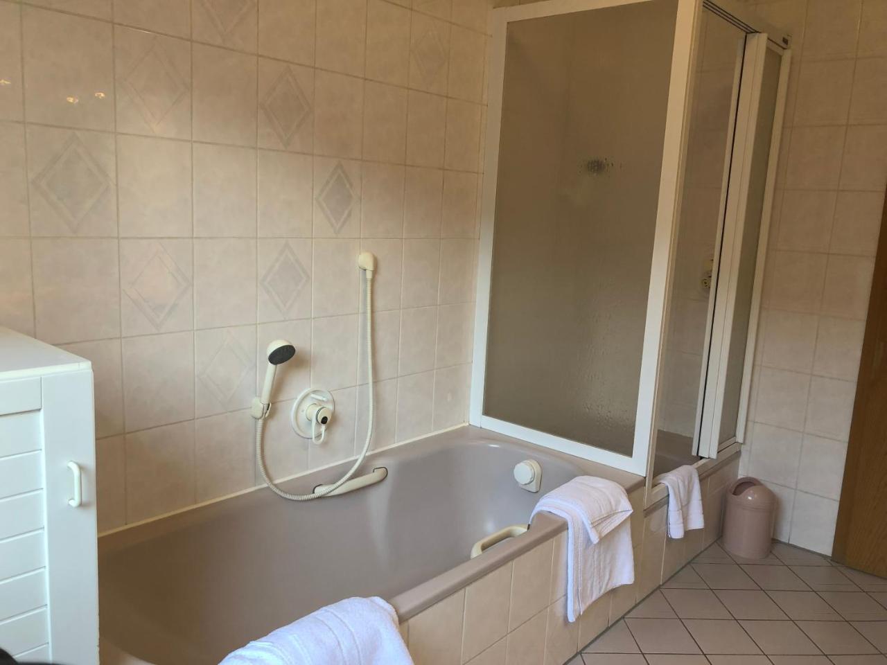 Gasthof Zur Krone Leidersbach Exteriör bild
